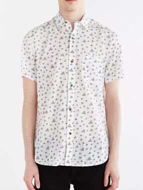 Koto X Urban Outfitters Short Sleeve Button Down Shirt Triangle Print Medium